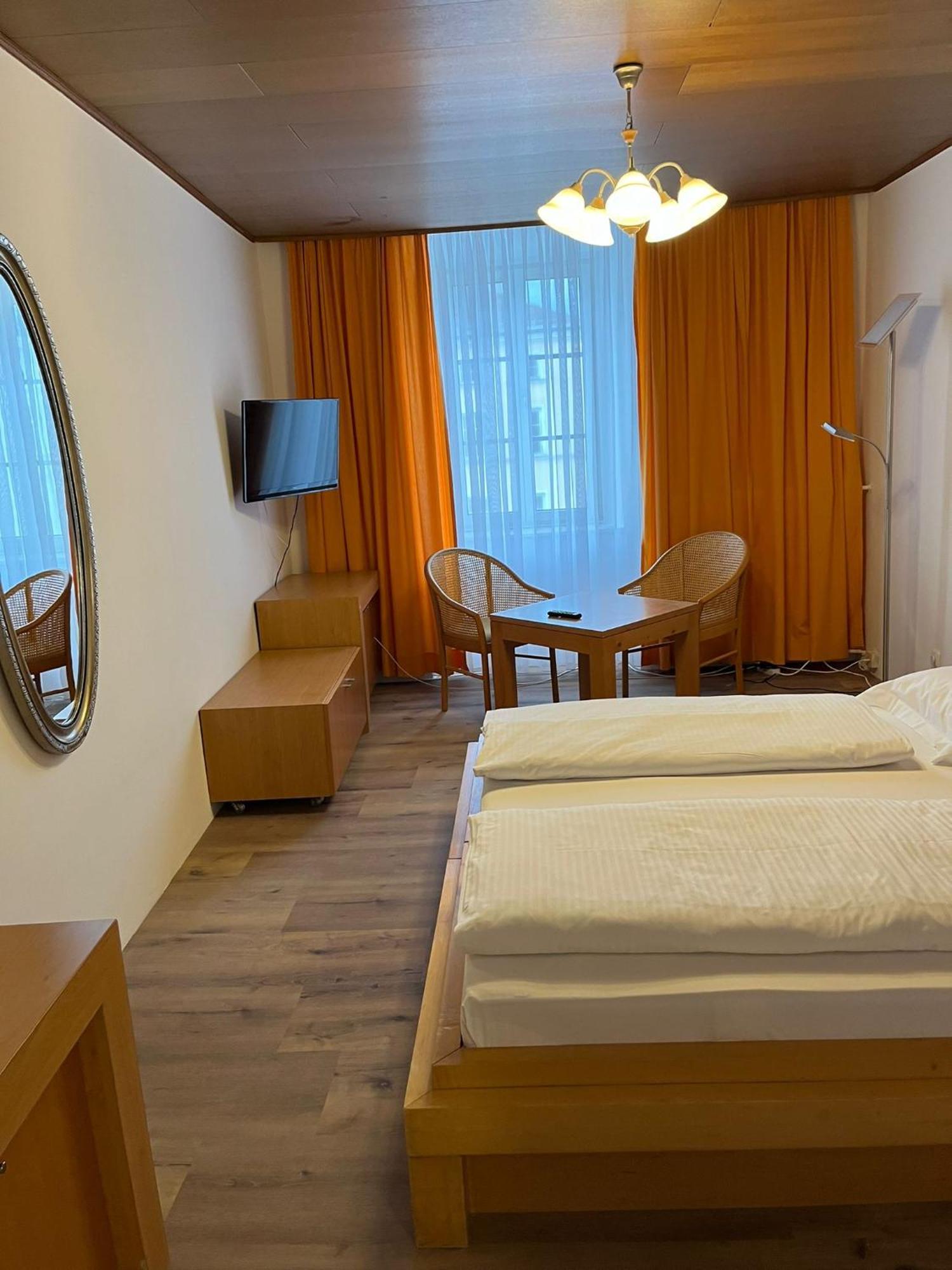 City Hotel Post 20 Braunau am Inn Exterior foto